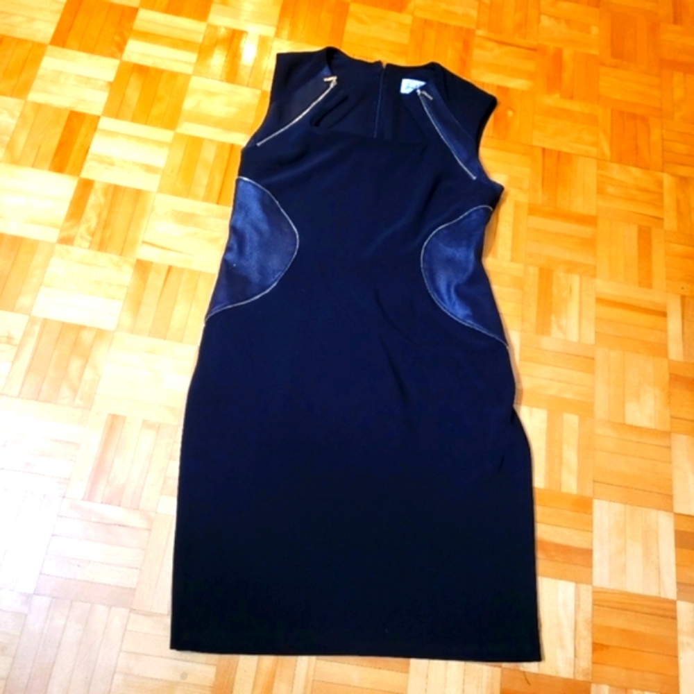 Women Joseph Ribkoff Sweater Dress in black